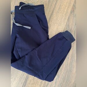 Women’s scrubs bottoms. Figs